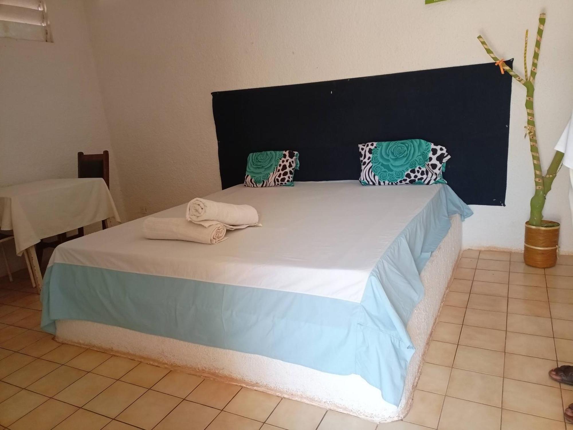 Chez Paolo Hotel Toubab Dialaw Luaran gambar